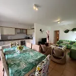 Casa De Ferias Na Casa De Charme Nyaraló